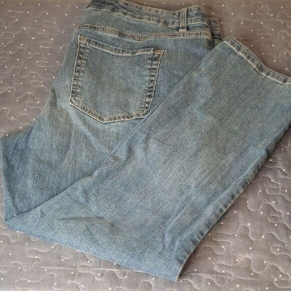 M. Jeans by Maurices Mid rise slim straight blue Jeans size 18W short - Picture 1 of 7